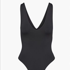 Contour V neck bodysuit from Aritzia